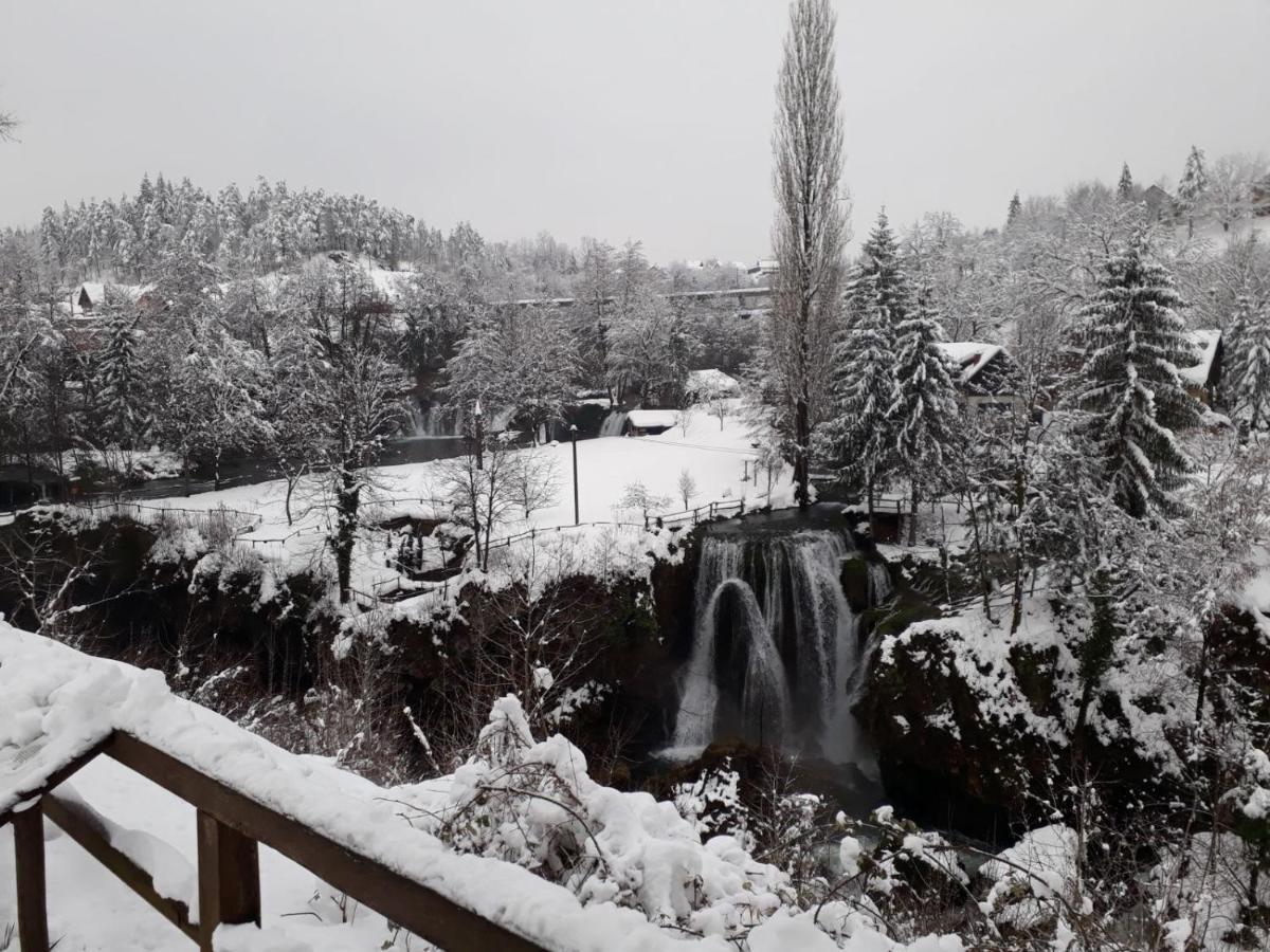 House Narta - Rastoke Apartment Slunj Luaran gambar